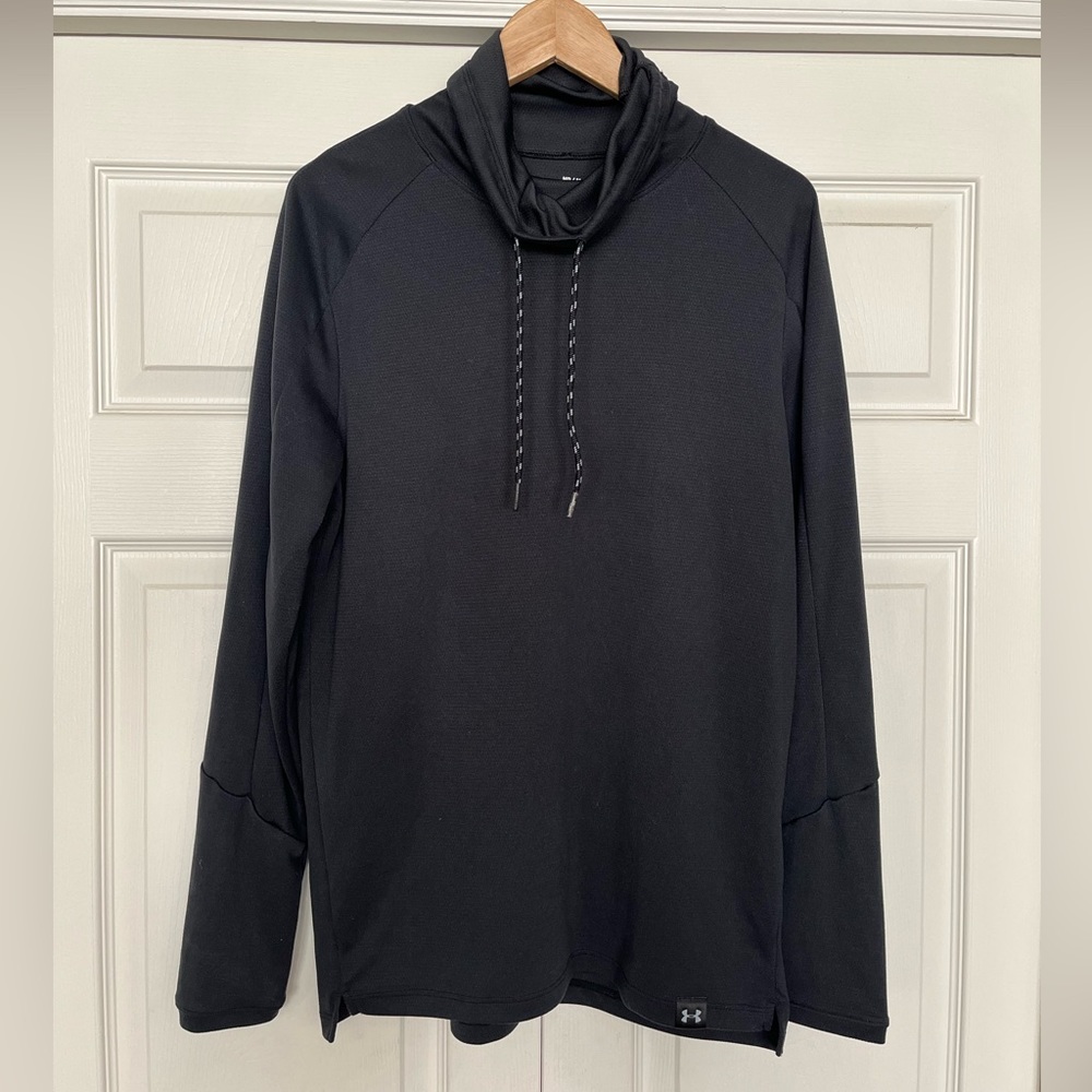 {Under Armour} Lightweight Funnel Neck Fitted Pullover in Black - Men's Medium